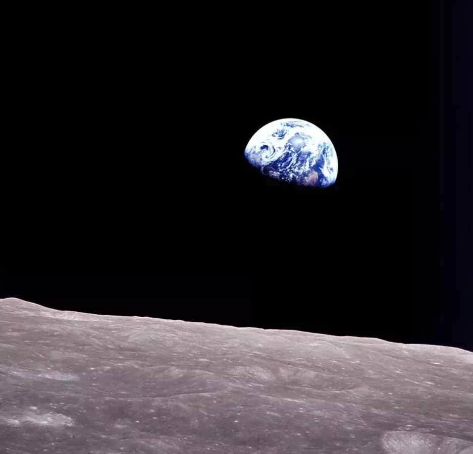 Click image for larger version

Name:	apollo08-earthrise.webp
Views:	446
Size:	26.5 KB
ID:	265280